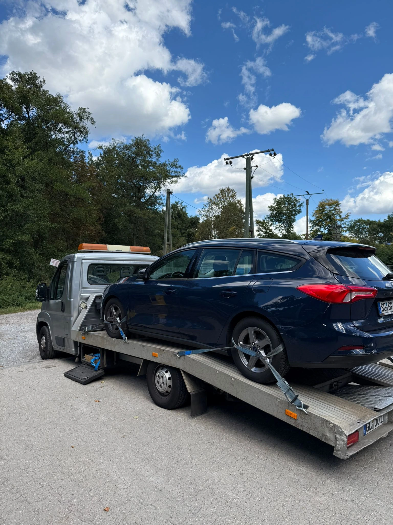 Fahrzeug nach einem kleineren Unfall